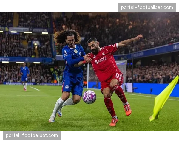 “足球在社区”报告:英超俱乐部草根项目2025年惠及超50万青少年 “足球在社区”报告:英超俱乐部草根项目2025年惠及超50万青少年